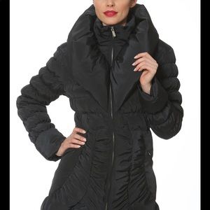 Stylish and sophisticated COCO puffer coat